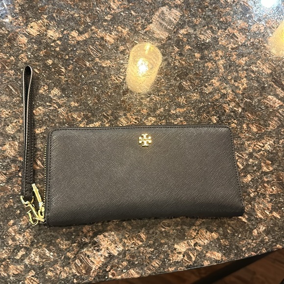 Tory Burch black 5 pocket purse wallet and mini wallet - Picture 4 of 14